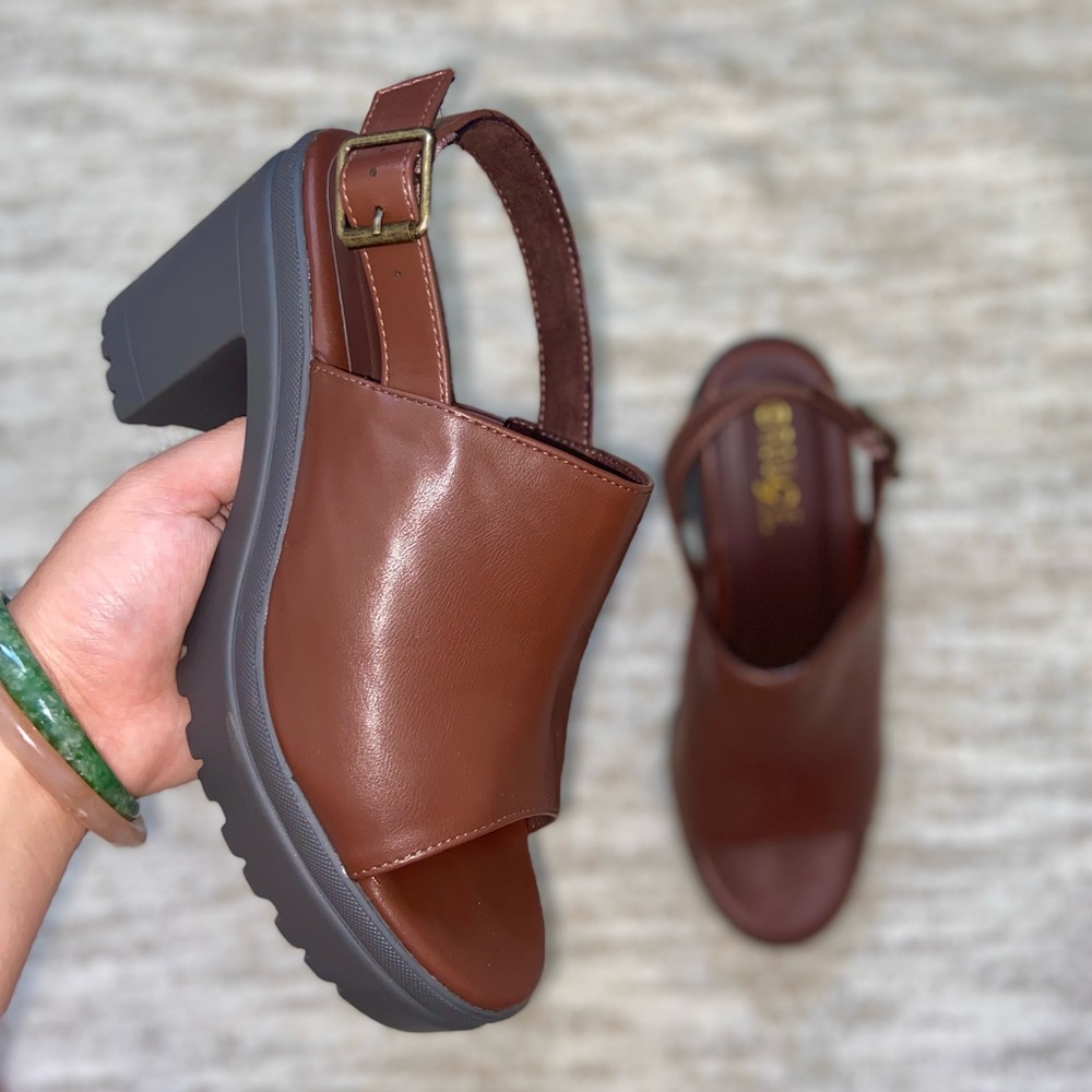 Brown chunky sandle heel